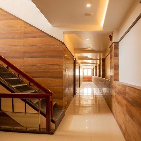 Sri Balaji Grand Hotel Kumbakonam Exterior foto