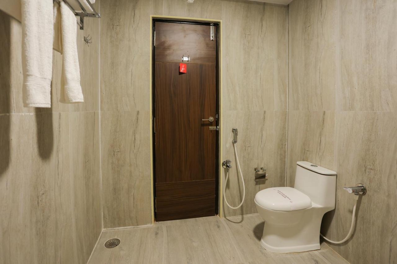 Sri Balaji Grand Hotel Kumbakonam Exterior foto